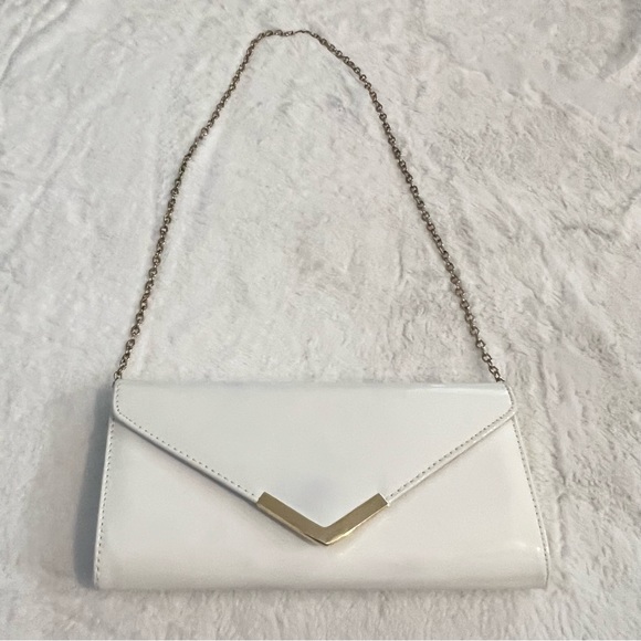 Aldo Bags Aldo White Faux Patent Leather Gold Chain Strap Shoulder Bag Clutch Purse Poshmark
